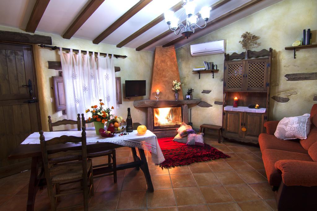 Reul Alto Cortijos Rurales Guest House Laroya ห้อง รูปภาพ