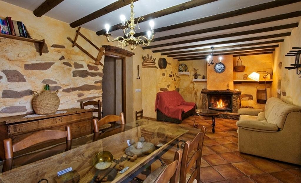 Reul Alto Cortijos Rurales Guest House Laroya ภายนอก รูปภาพ